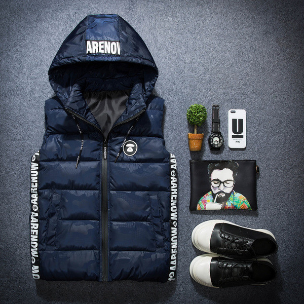 Елек в три модела подходящ за мъже и жени