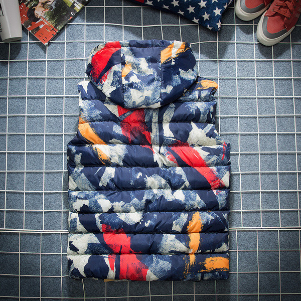 Елек в светъл камуфлажен десен 