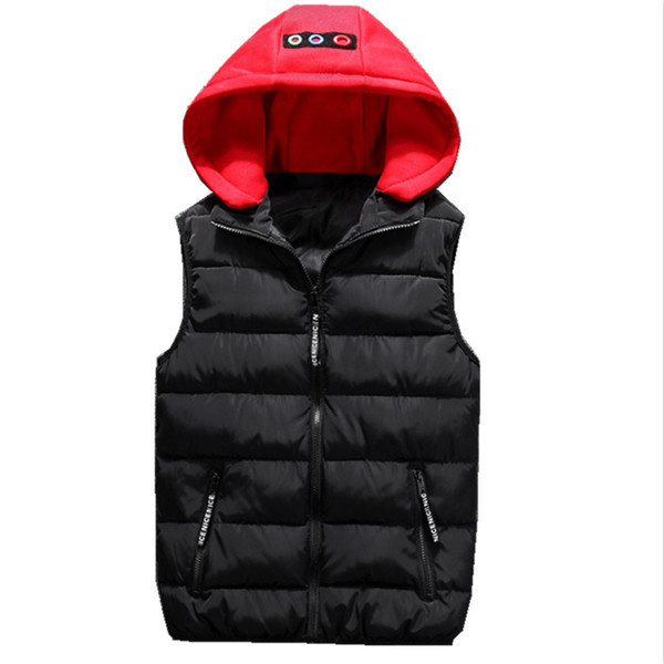 Спортен мъжки елек в четири цвята