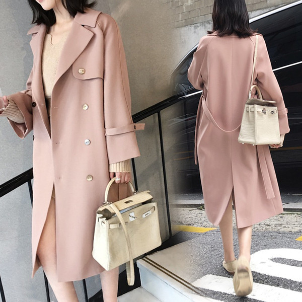 Модерно дамско палто с V-образна яка широк модел в розов цвят 