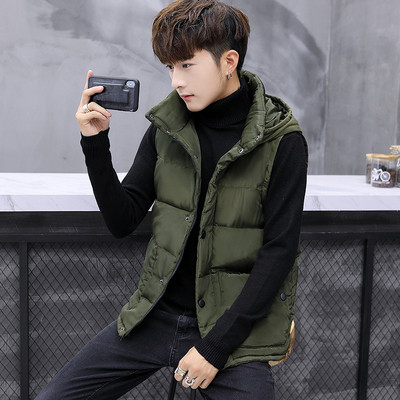 Мъжки спортен елек с джобове и щампа на гърба