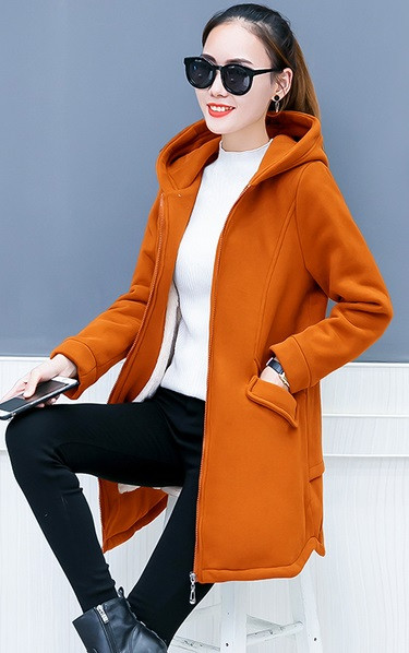 Спортно-ежедневно дамско палто с качулка в няколко цвята 