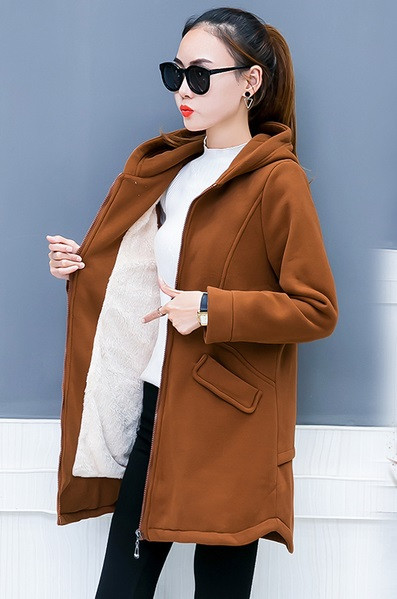 Спортно-ежедневно дамско палто с качулка в няколко цвята 