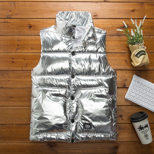 Мъжки модерен елек в няколко модела с висока яка