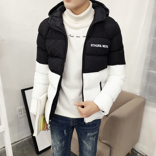 Мъжко спортно яке с качулка и надпис в бял и черен цвят