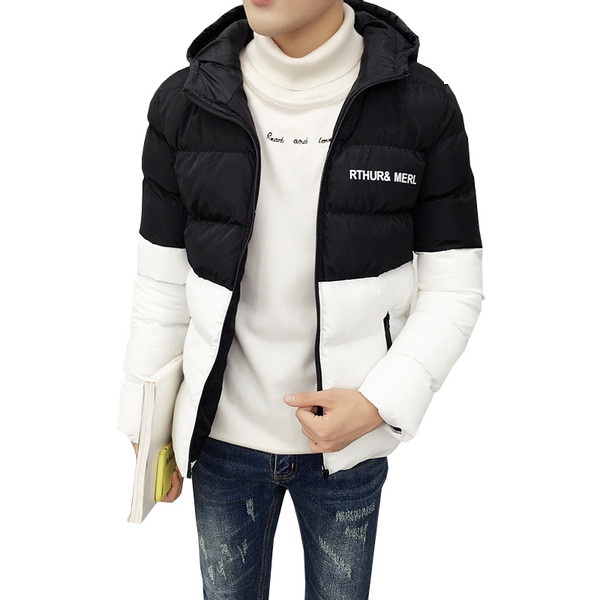 Мъжко спортно яке с качулка и надпис в бял и черен цвят