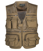 Мъжки елек подходящ за лов, риболов и спортен туризъм в два модела