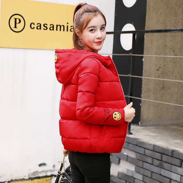 Модерно дамско яке с щампа и качулка в няколко цвята