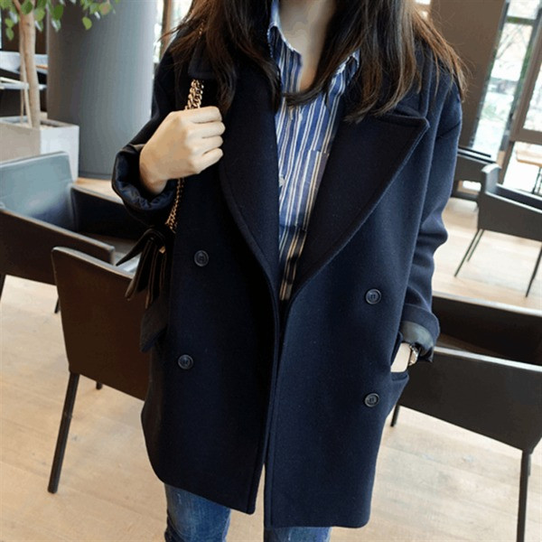 Ежедневно дамско палто с джобове в два цвята 