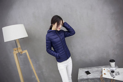 Спортно-елегантно дамско яке в няколко цвята