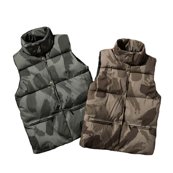 Мъжки елек в тъмни цветове