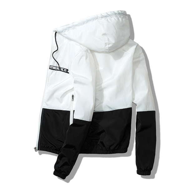 Мъжко спортно-ежедневно яке с качулка и надпис