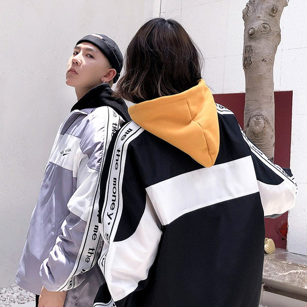 Спортно яке с надписи в няколко цвята - широк модел