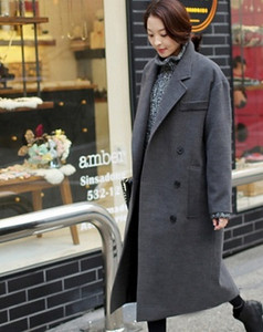 Модерно дамско палто широк модел  с V-образно декотелте в няколко цвята