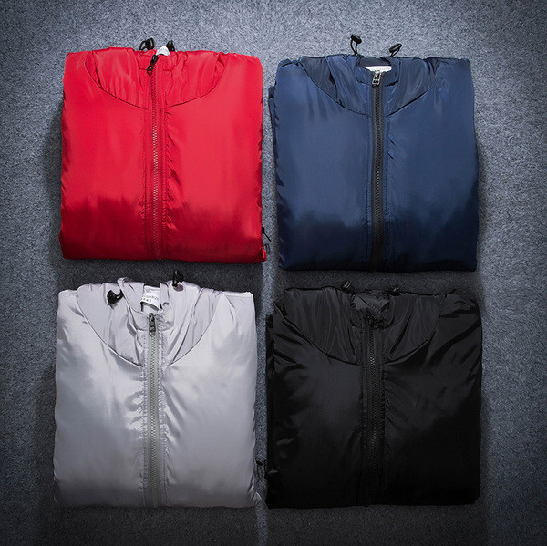 Ежедневно мъжко яке с качулка в няколко цвята