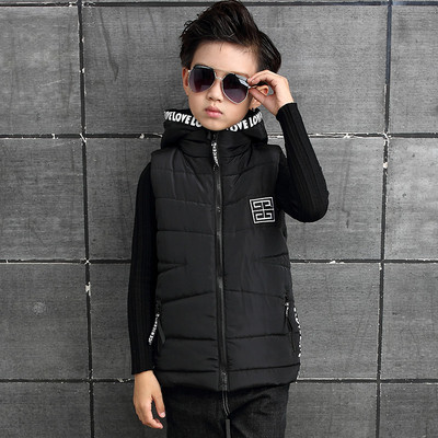 Ежедневен детски елек за момчета с качулка в три цвята