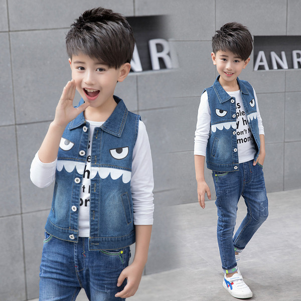 Небрежен детски елек за момчета с апликация 