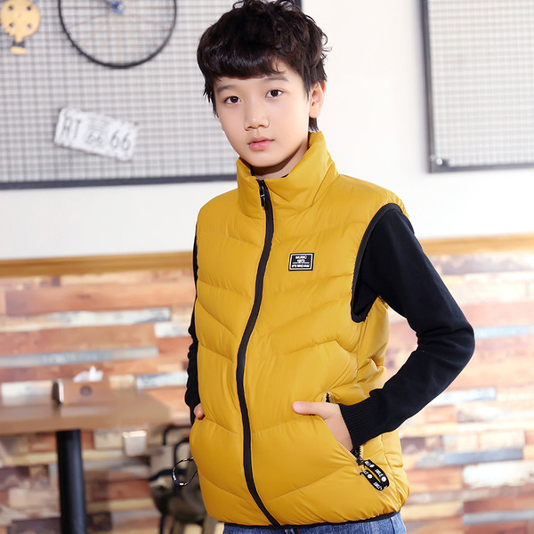 Плътен детски елек за момчета в няколко цвята