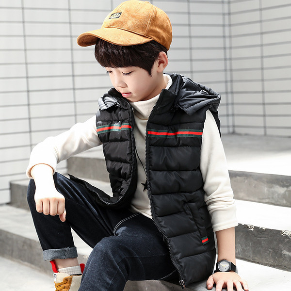 Детски модерен елек за момчета в два цвята