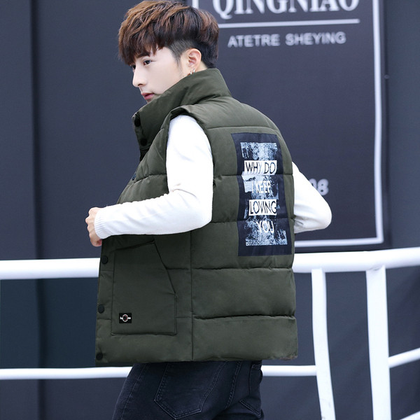 Ежедневен мъжки  елек за момчета с апликация на гърба в четири цвята