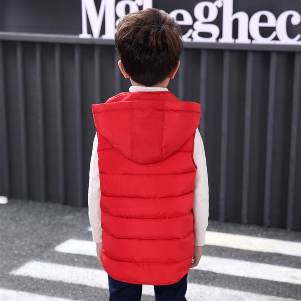 Детски елек за момчета с кожен джоб в два цвята 