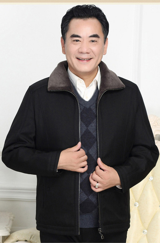 Мъжко късо палто с мека подплата в черен цвят