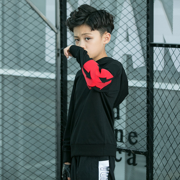 Детски модерен суичър в два цвята