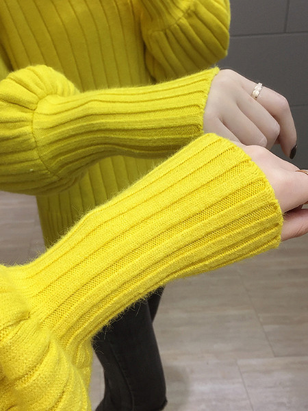 Стилен дамски пуловер с полу яка в четири цвята