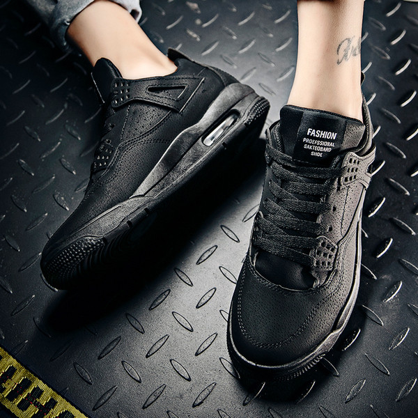 Model nou de adidasi barbatesti pentru toamna cu airbag in trei culori