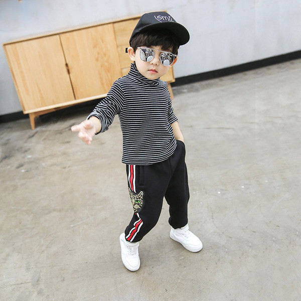 Bluza pentru copii cu dungi pentru baieti cu guler inalt