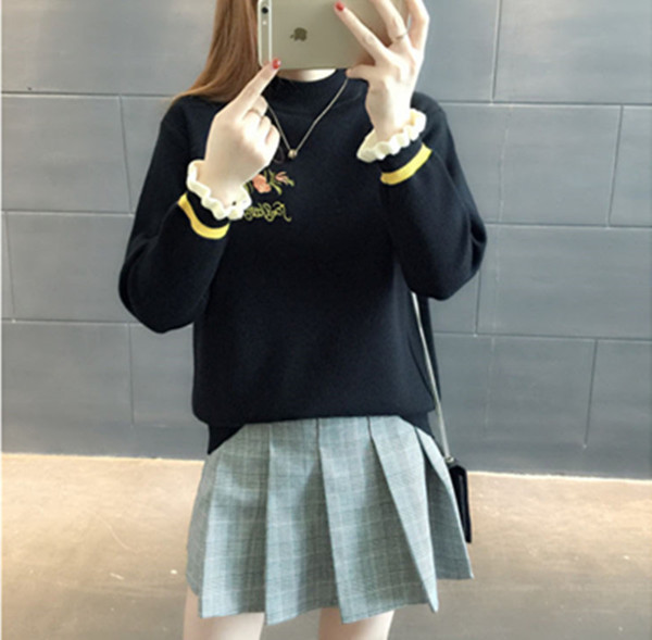 Pulover de dama elegant in mai multe culori cu broderie