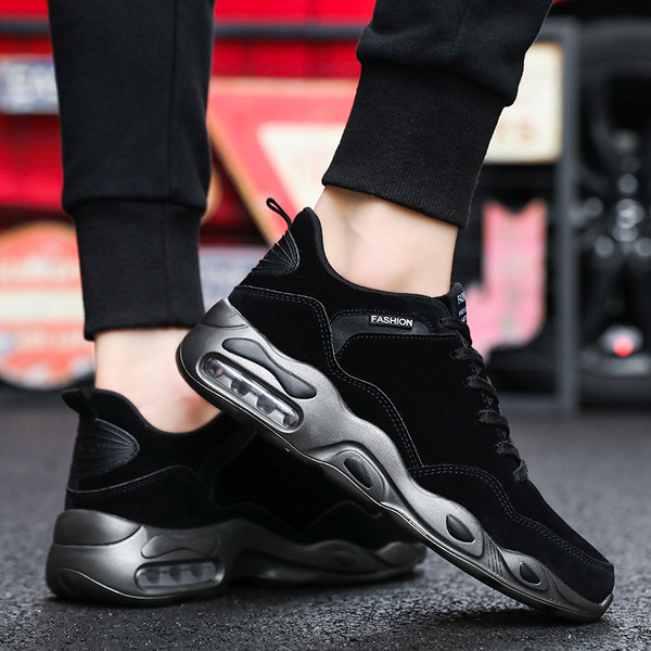 Tenisi barbati unici pentru toamna cu perna de aer in patru culori