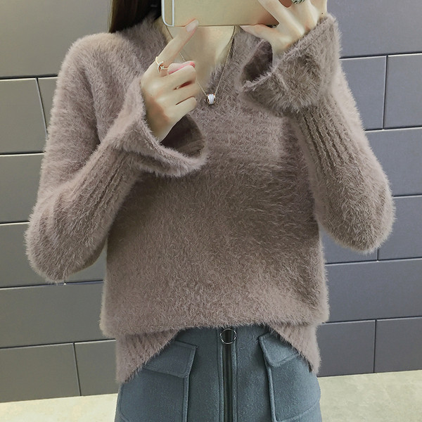 Pulover de damă modern cu decolteu în V cu mâneci lotus