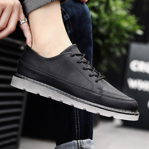 Model nou de pantofi de barbati sport-eleganti din piele ecologica in trei culori