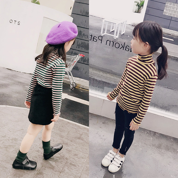 Bluza pentru copii cu dungi in mai multe culori cu guler inalt