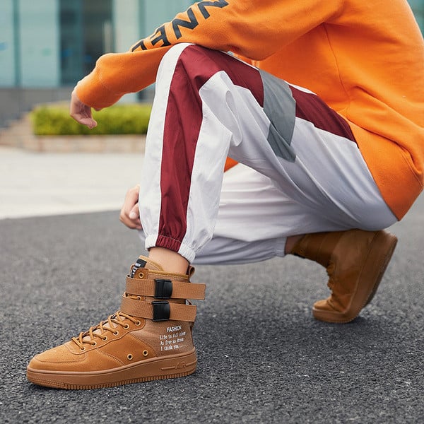 Model nou de adidași pentru bărbați din piele ecologică în patru culori