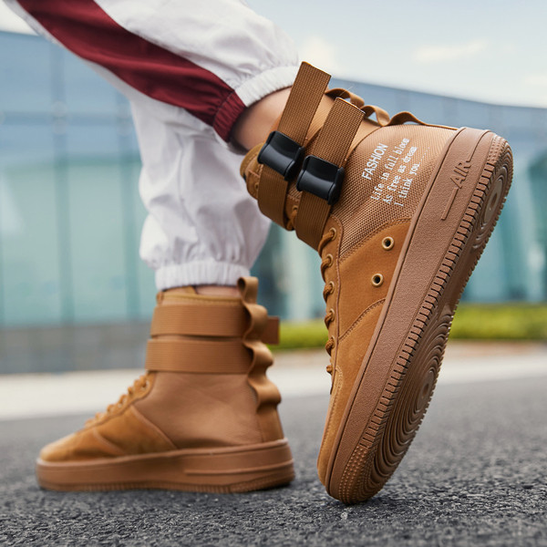 Model nou de adidași pentru bărbați din piele ecologică în patru culori