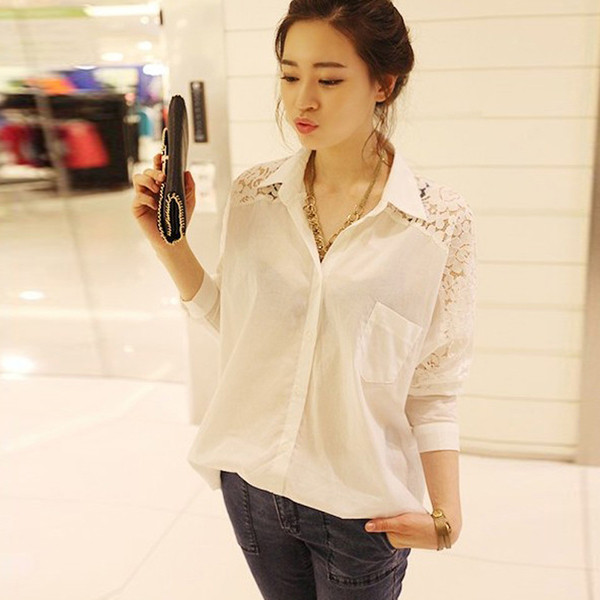 Cămașă elegantă de damă cu dantelă în alb și negru