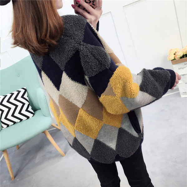 Cardigan dama model casual cu decolteu in V in doua culori