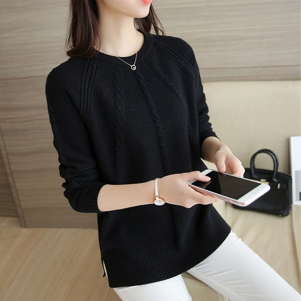 Pulover elegant de dama cu decolteu O