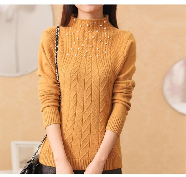 NOU pulover elegant de dama cu decor de perle