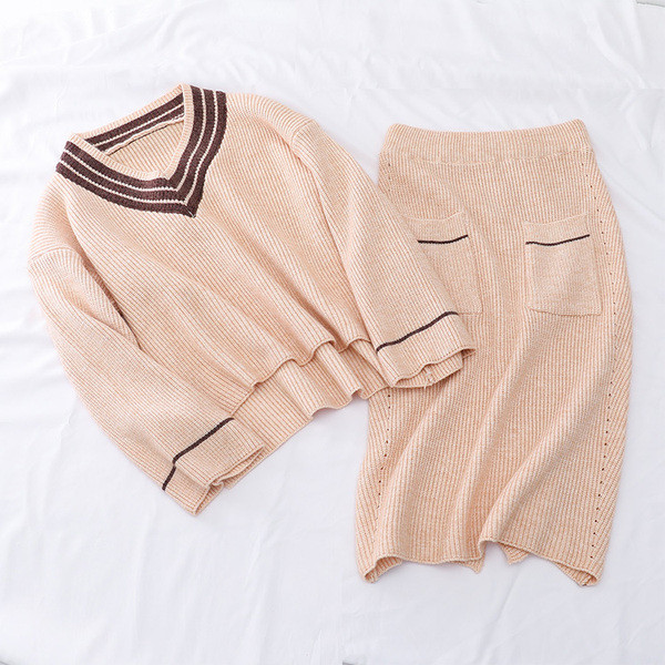 NOU set de tricotat pentru femei elegant - fusta si pulover in doua culori