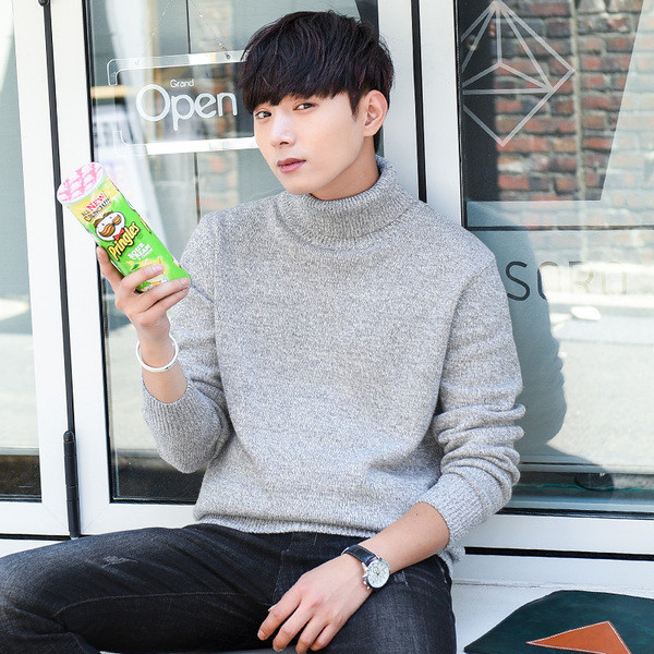 Pulover barbatesc uni cu guler inalt in trei culori