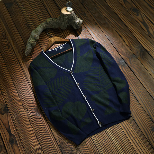 Vestă modernă pentru bărbați de culoare închisă cu model