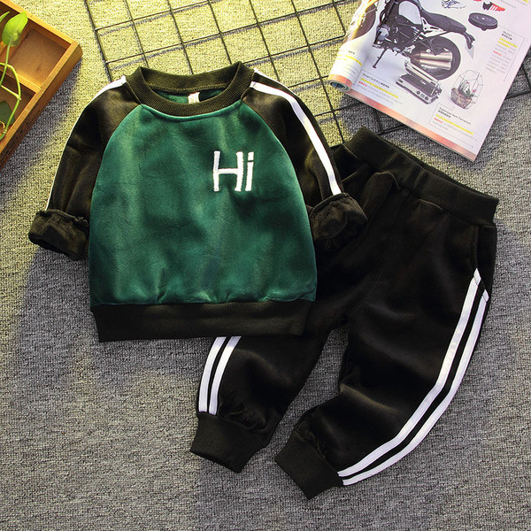 Set moale pentru copii pentru baieti - bluza si pantaloni