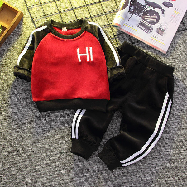 Set moale pentru copii pentru baieti - bluza si pantaloni