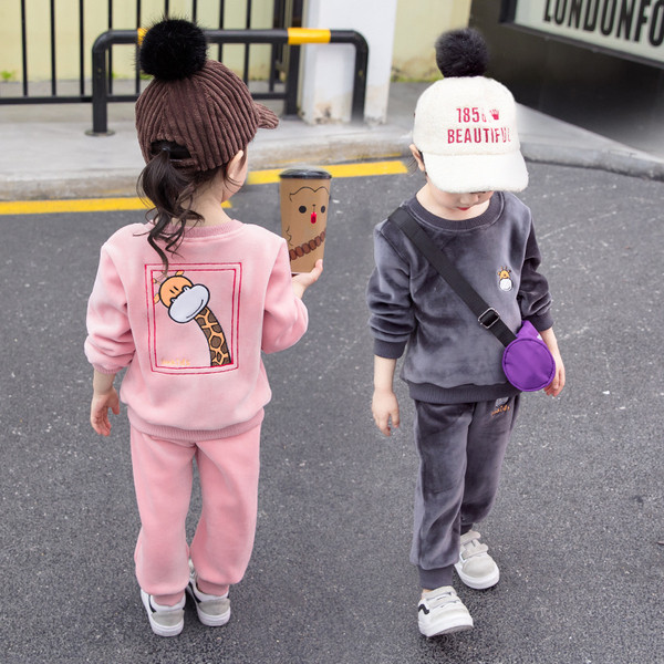 Set copii pentru fete bluza cu broderie colorata si pantaloni