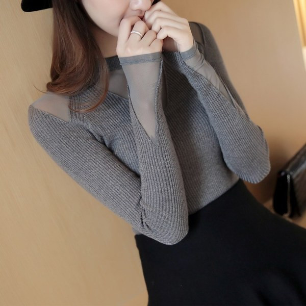 Pulover elegant de dama in trei culori cu decolteu O