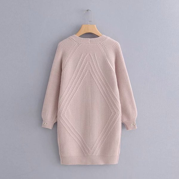 Κομψή γυναικεία ζακέτα με κεντήματα στο μανίκι σε δύο χρώματα