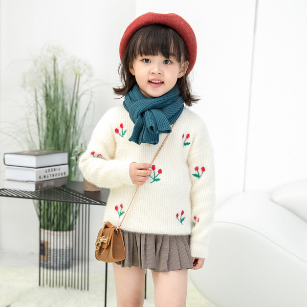 Pulover pentru copii in mai multe culori cu broderie